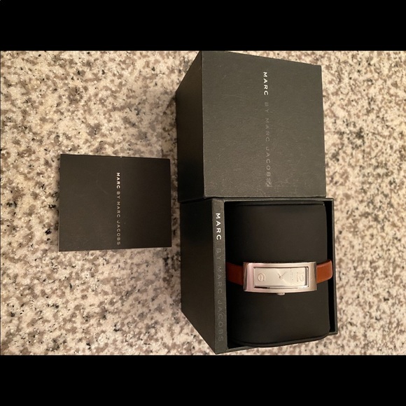 Marc By Marc Jacobs Women\'s Brown Leather Watch